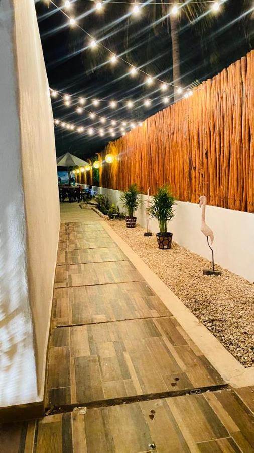 Casa Delfines Rio Lagartos Hotel Buitenkant foto