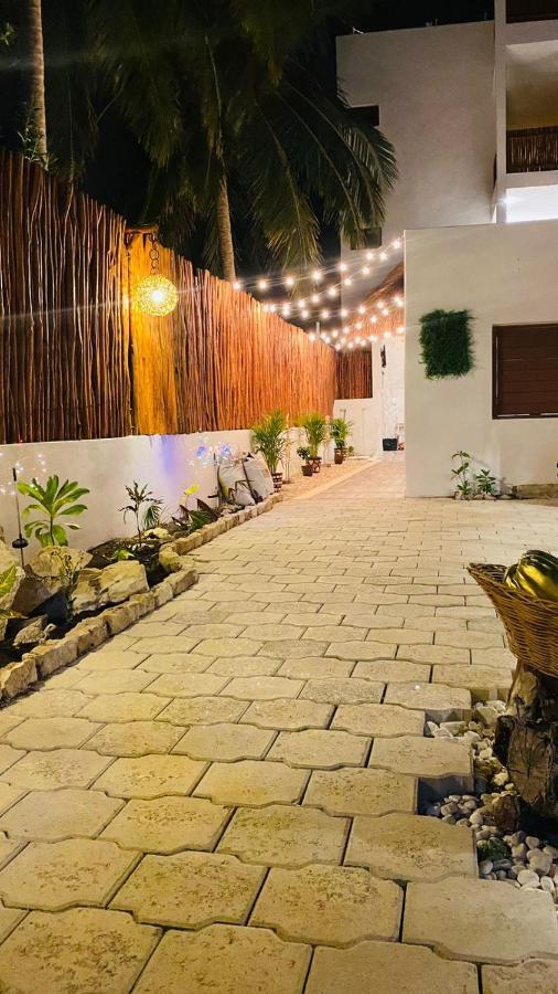 Casa Delfines Rio Lagartos Hotel Buitenkant foto