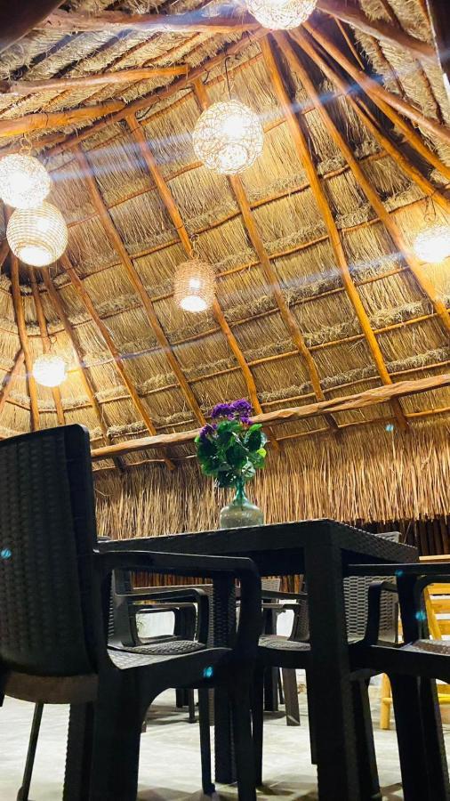 Casa Delfines Rio Lagartos Hotel Buitenkant foto