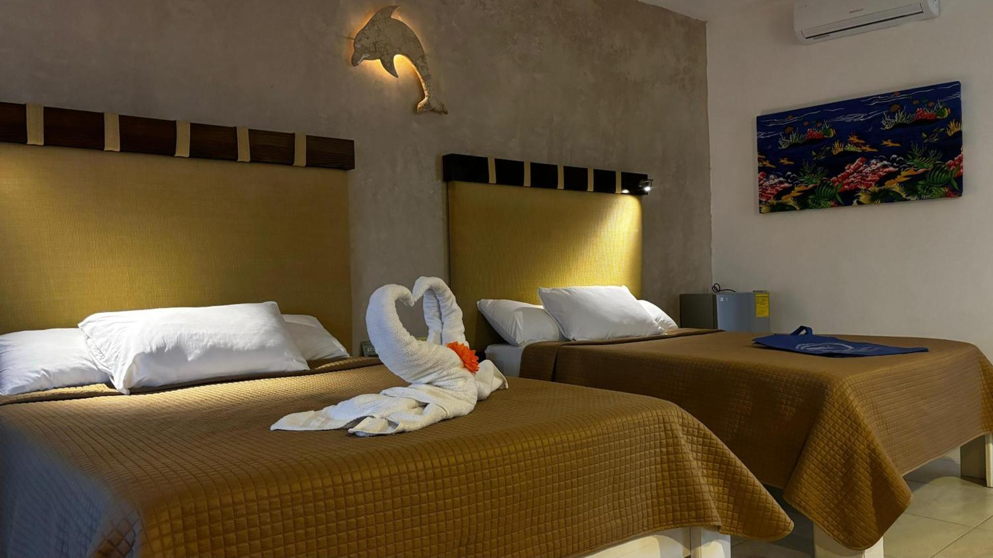 Casa Delfines Rio Lagartos Hotel Buitenkant foto