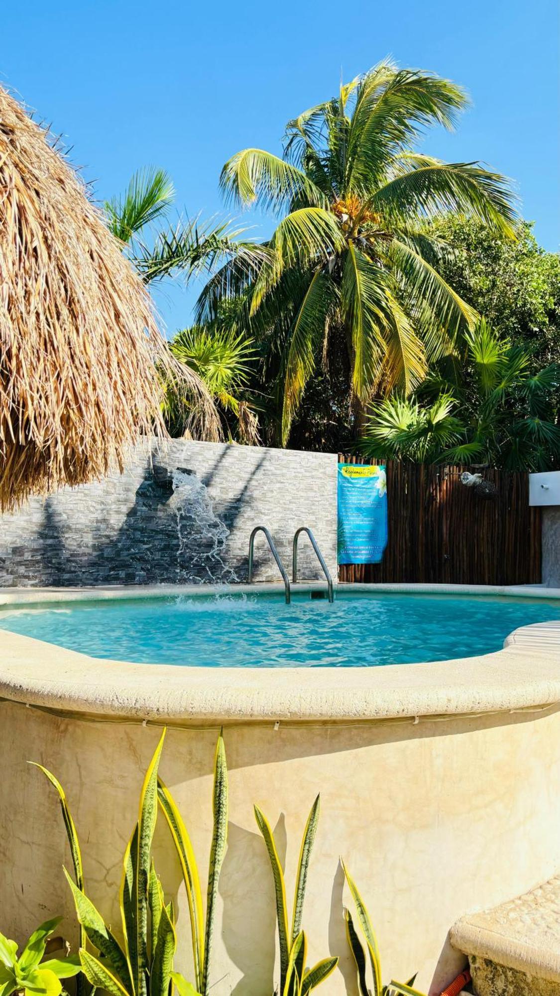 Casa Delfines Rio Lagartos Hotel Buitenkant foto